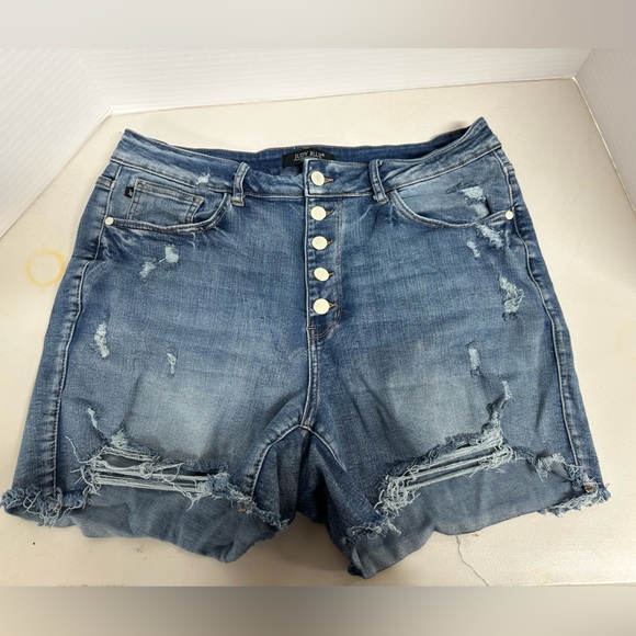Judy Blue Pants - Judy blue denim shorts